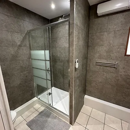 Le Patio D'ardres - Lac, Gare & Exterieur Privatif Ardres