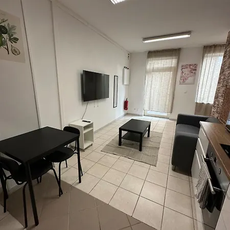 Le Patio D'ardres - Lac, Gare & Exterieur Privatif