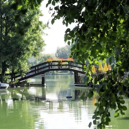 Le Patio D'ardres - Lac, Gare & Exterieur Privatif Daire *